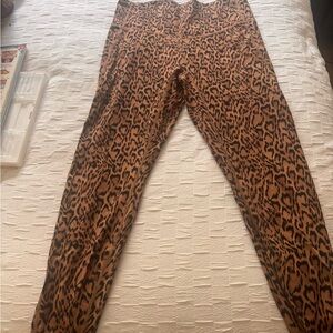 HALARA Leopard Print Leggings in Brown and Black